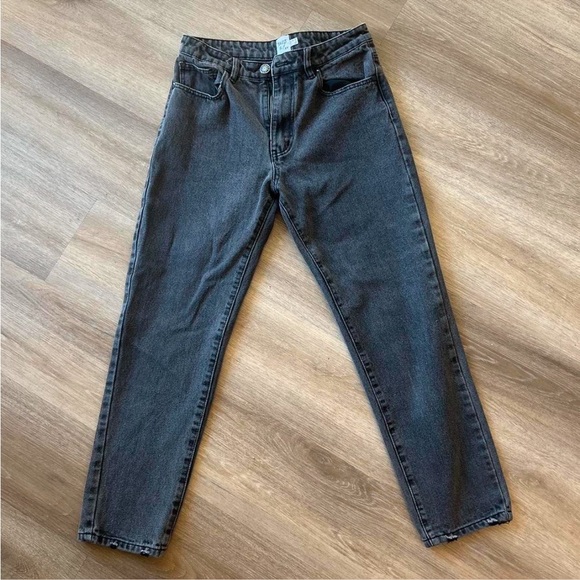 Princess Polly mid -waisted straight leg mom jeans with distress - Picture 1 of 5